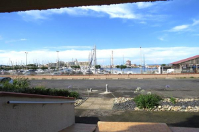 Appartement vue Port 100 m de la plage - 4PP17